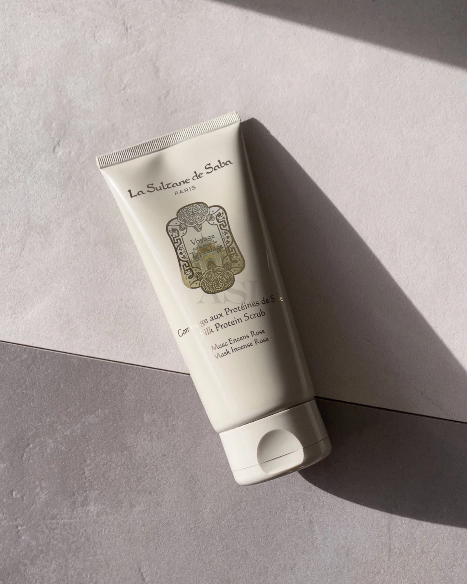 La Sultane de Saba Silk Protein Scrub Musk Incense Rose Fragrance, 200 мл-Скраб для тіла з протеїнами шовку 